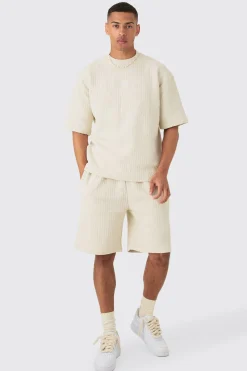 Oversized Man Signature Quilted Herringbone T-shirt And Short Set | BoohooMAN UK