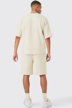 Oversized Man Signature Quilted Herringbone T-shirt And Short Set | BoohooMAN UK