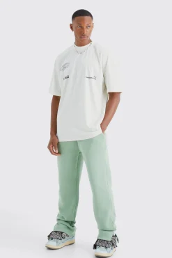 Oversized Ofcl Graphic T-shirt & Jogger Set | BoohooMAN UK