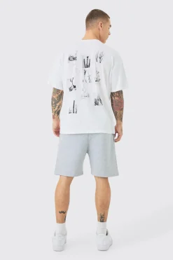 Oversized Photographic Collage Back Print T-shirt | BoohooMAN UK
