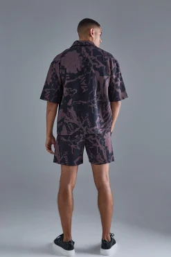 Oversized Pleated Abstract Print Shirt & Short Set | BoohooMAN UK