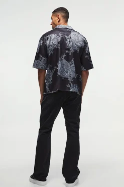 Oversized Printed Satin Revere Triangle Pocket Shirt | BoohooMAN UK