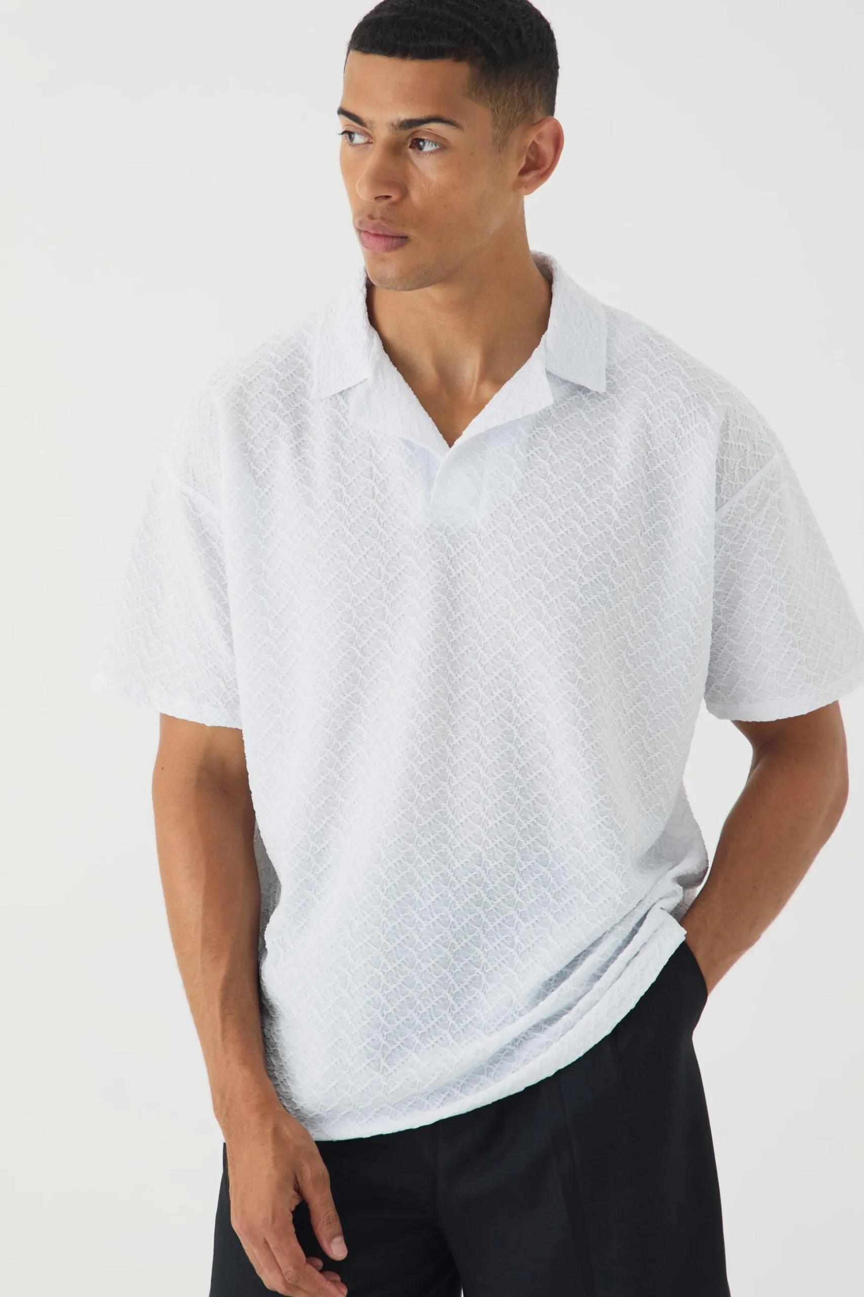 Oversized Revere Texture Polo | BoohooMAN UK