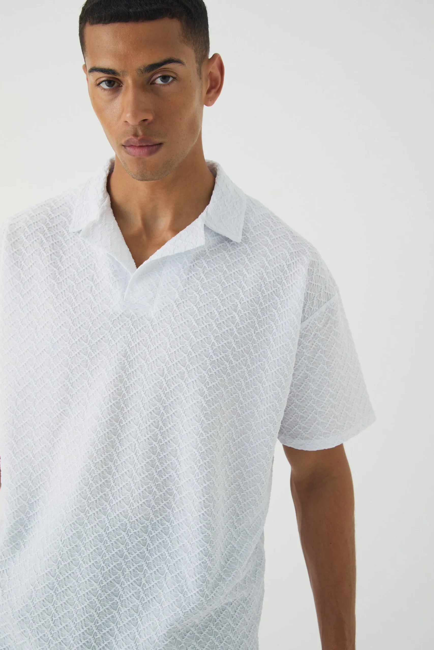 Oversized Revere Texture Polo | BoohooMAN UK