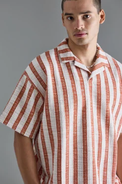Oversized Revere Textured Stripe Polo | BoohooMAN UK