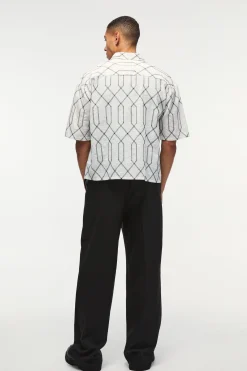 Oversized Short Sleeve Embroidered Boxy Shirt | BoohooMAN UK