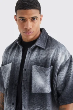 Oversized Short Sleeve Fleece Check Overshirt | BoohooMAN UK