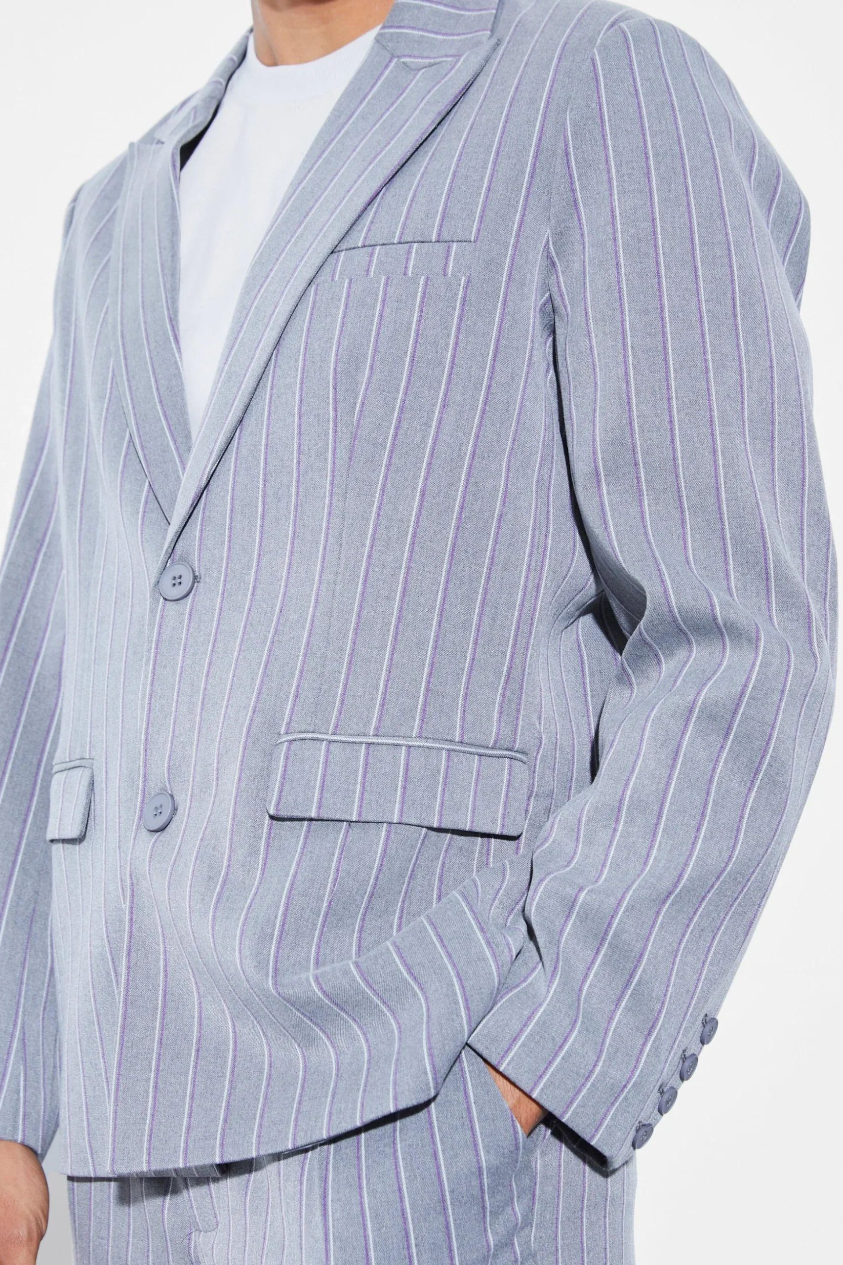 Oversized Single Breasted Stripe Suit Jacket | BoohooMAN UK