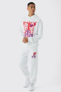 Oversized Skeleton Heart Graphic Tracksuit | BoohooMAN UK