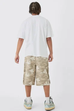Oversized Skull Over Seams Graphic T-shirt | BoohooMAN UK