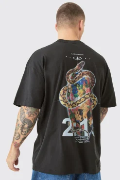 Oversized Snake Renaissance Back Print T-shirt | BoohooMAN UK