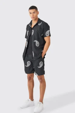 Oversized Soft Twill Paisley Embroidered Shirt And Short | BoohooMAN UK