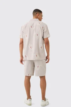 Oversized Soft Twill Paisley Embroidered Shirt And Short | BoohooMAN UK