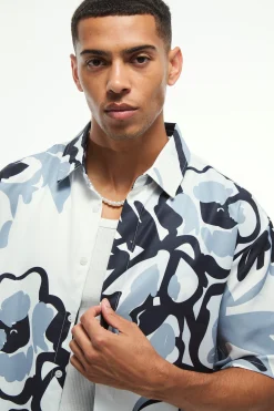 Oversized Soft Twill Printed Revere Shirt | BoohooMAN UK
