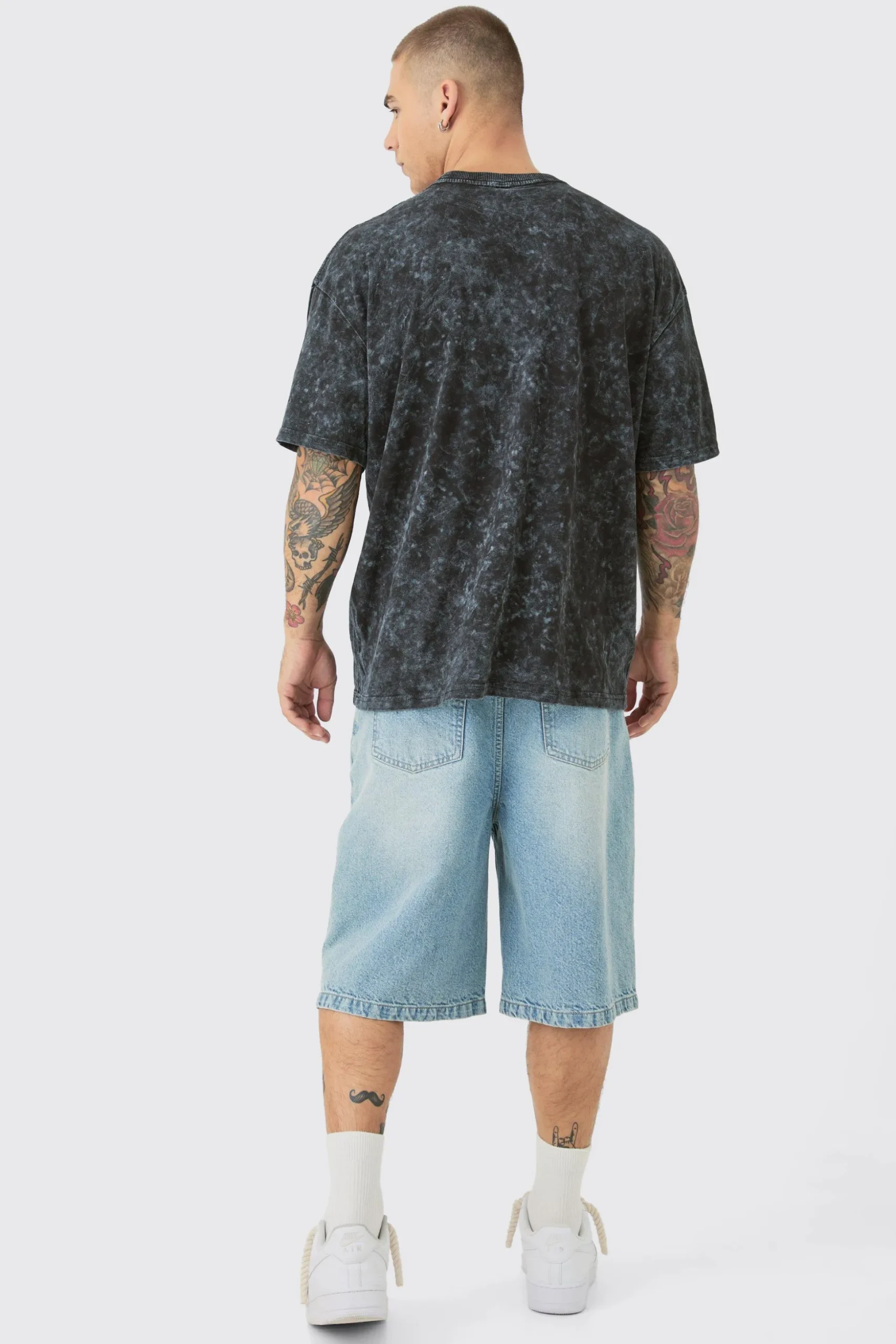 Oversized Sonic Anime Snow Wash License T-shirt | BoohooMAN UK
