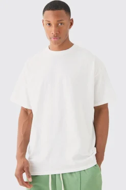 Oversized Sriracha Sauce License T-shirt | BoohooMAN UK