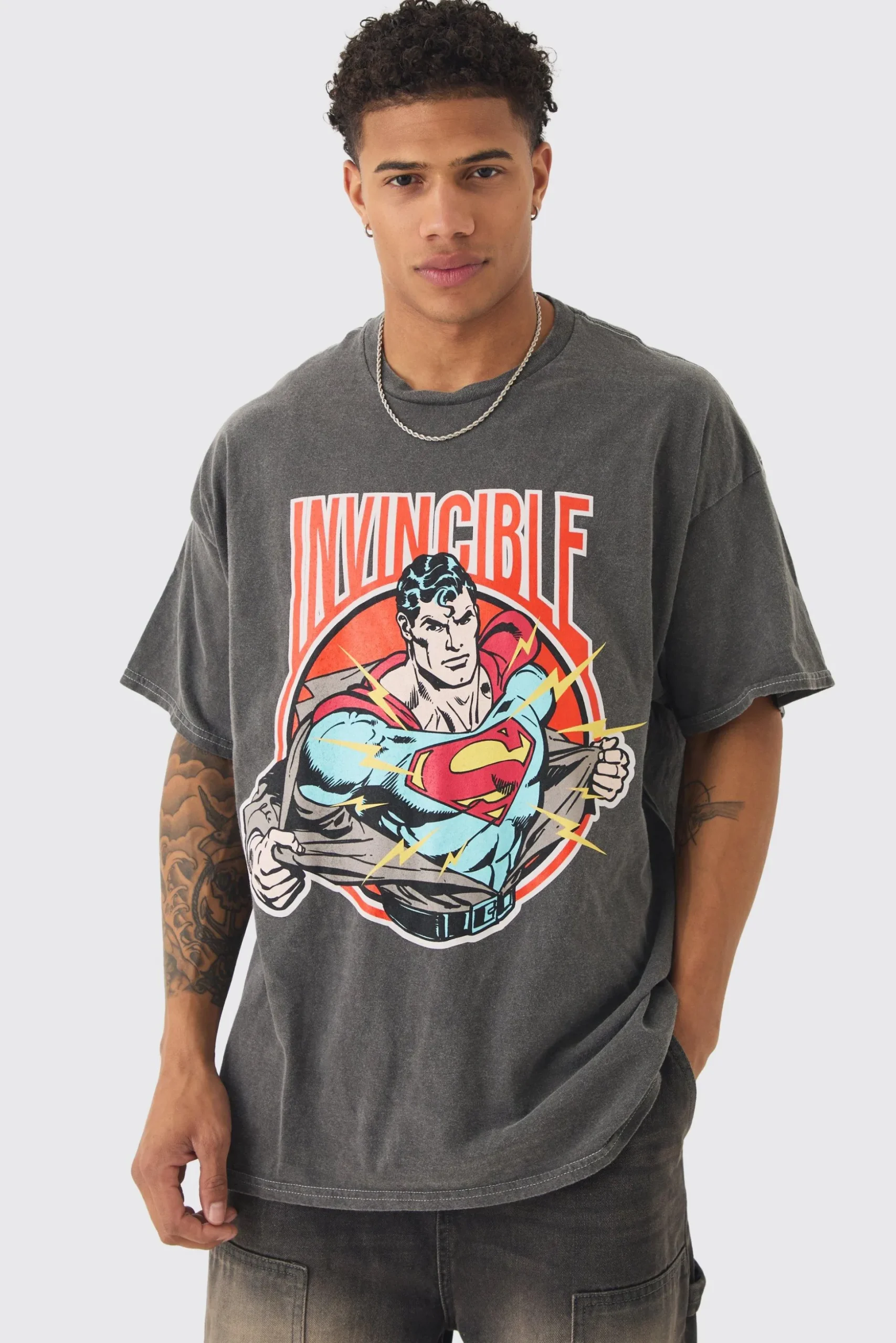 Oversized Superman Wash License T-shirt | BoohooMAN UK