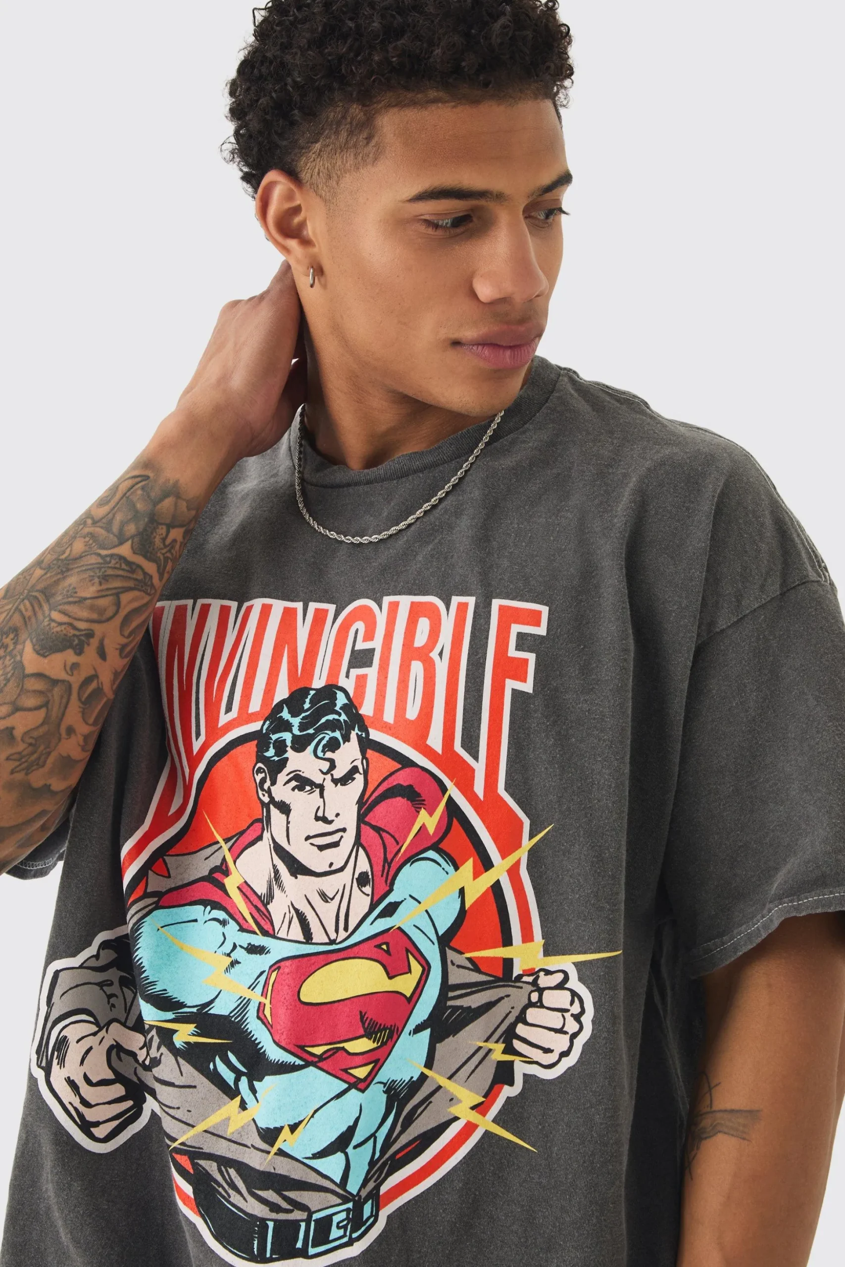 Oversized Superman Wash License T-shirt | BoohooMAN UK