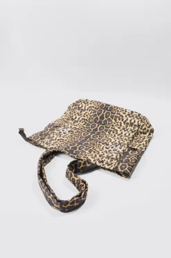 Oversized Tote Bag In Leopard Print | BoohooMAN UK