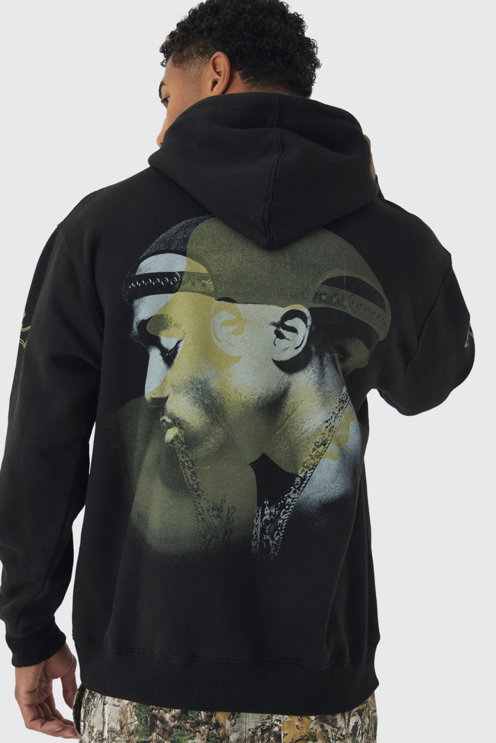 Oversized Tupac Wash License Print Hoodie | BoohooMAN UK