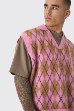 Oversized V Neck Argyle Fluffy Knit Vest | BoohooMAN UK