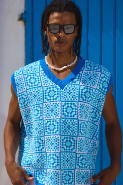 Oversized V Neck Crochet Knitted Tank | BoohooMAN UK