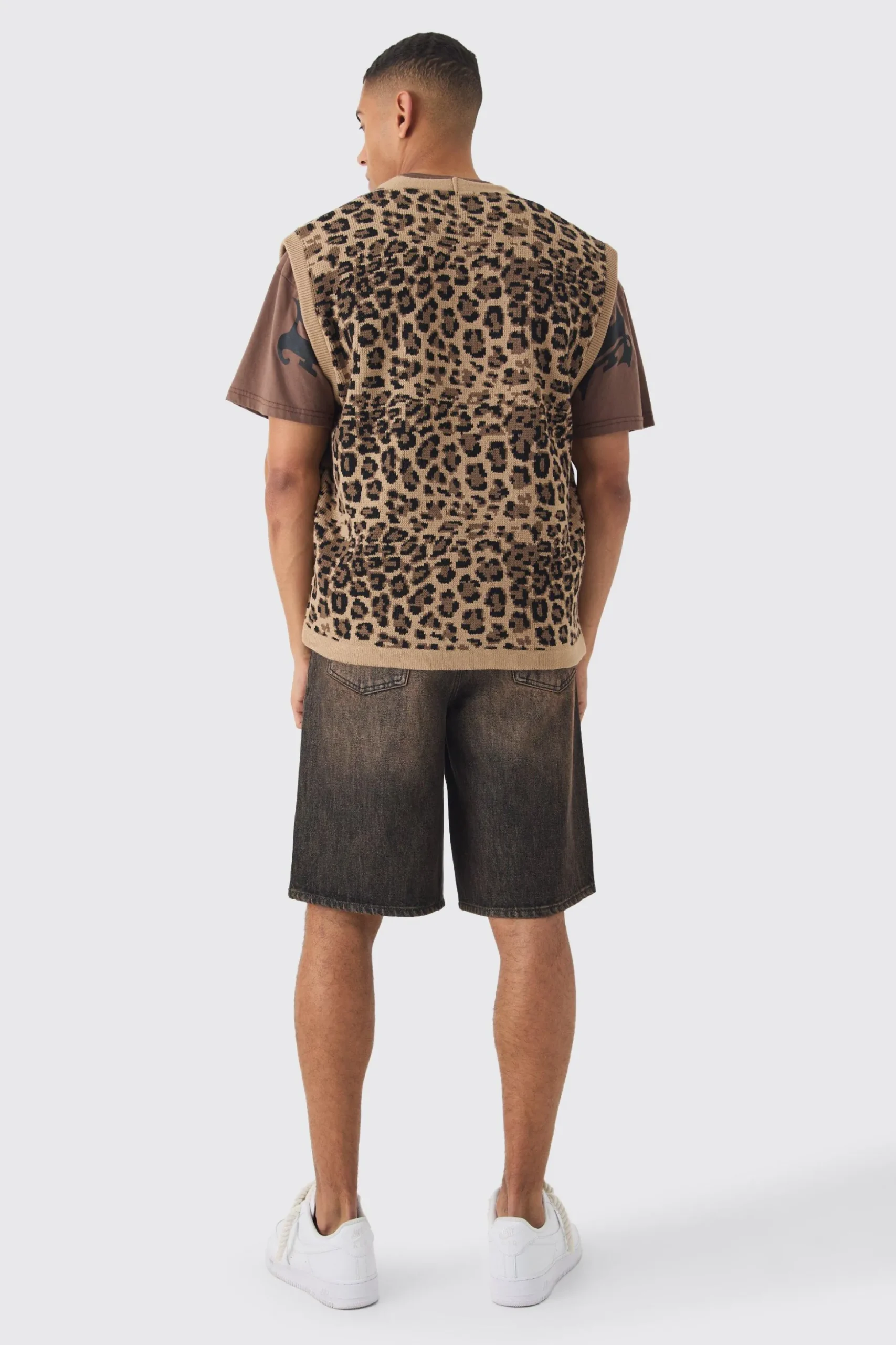 Oversized V Neck Leopard Button Through Knitted Vest | BoohooMAN UK