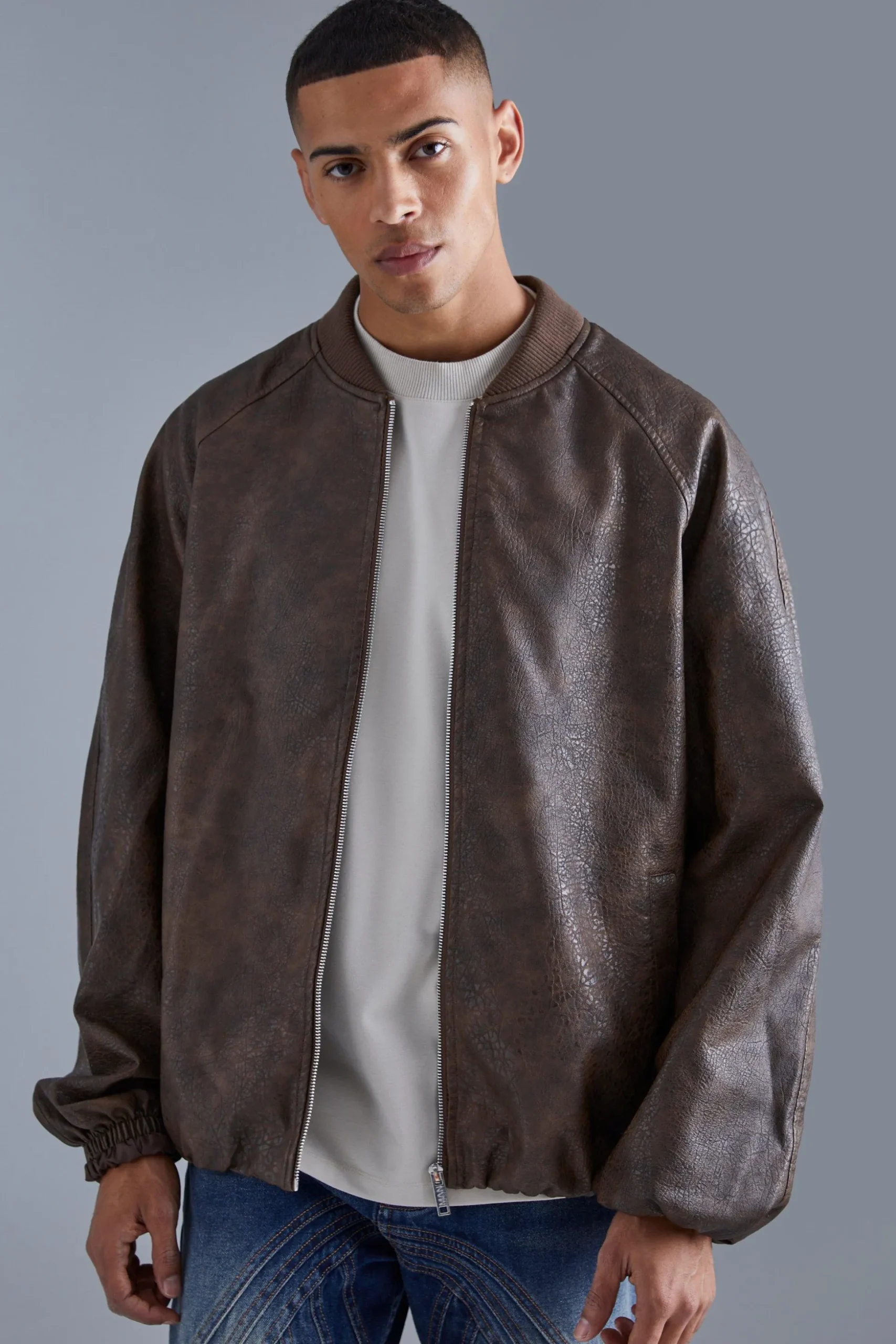 Oversized Vintage Cracked Pu Raglan Bomber | BoohooMAN UK