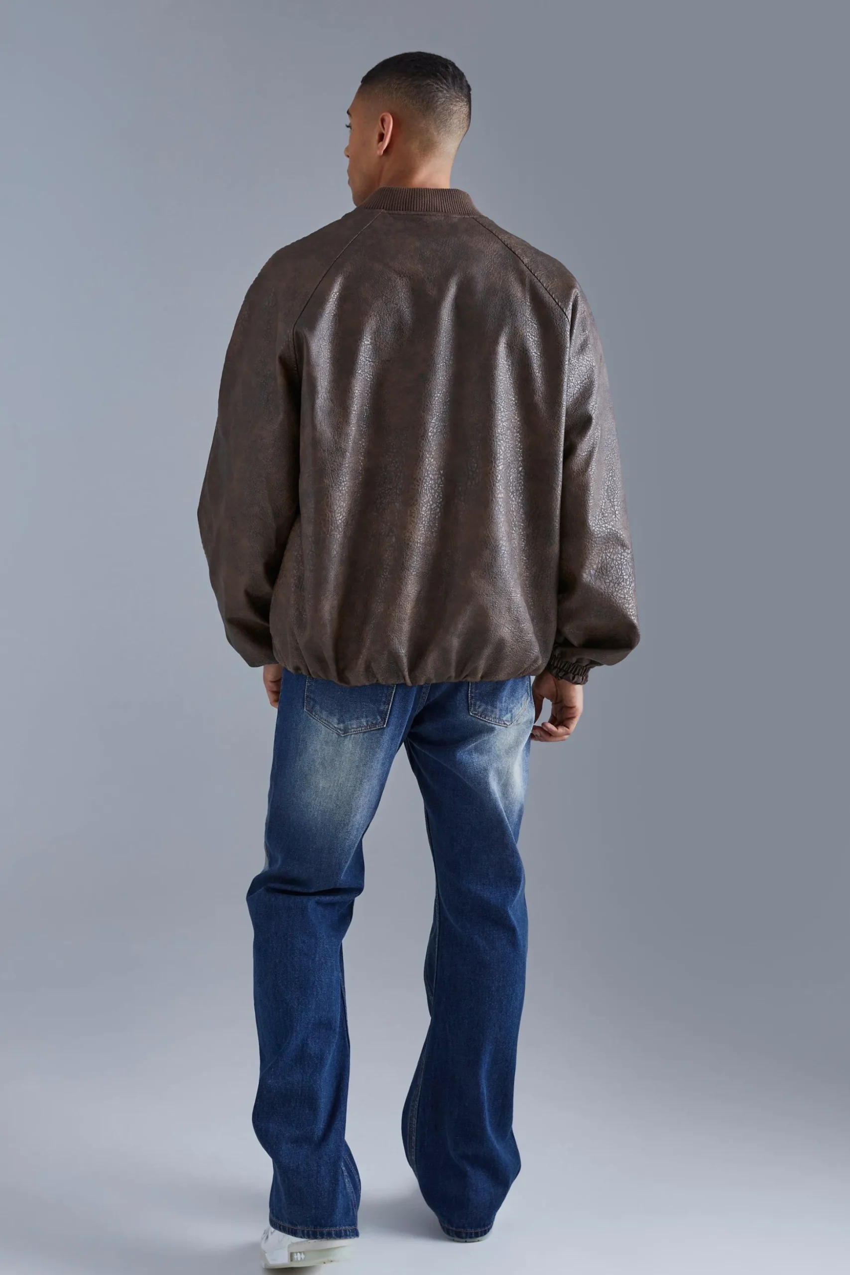 Oversized Vintage Cracked Pu Raglan Bomber | BoohooMAN UK
