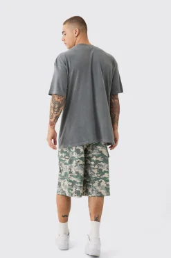 Oversized Washed Gothic Heart Graphic T-shirt | BoohooMAN UK