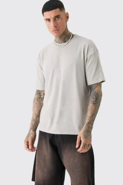 Oversized Washed Heart Web Back Print T-shirt | BoohooMAN UK