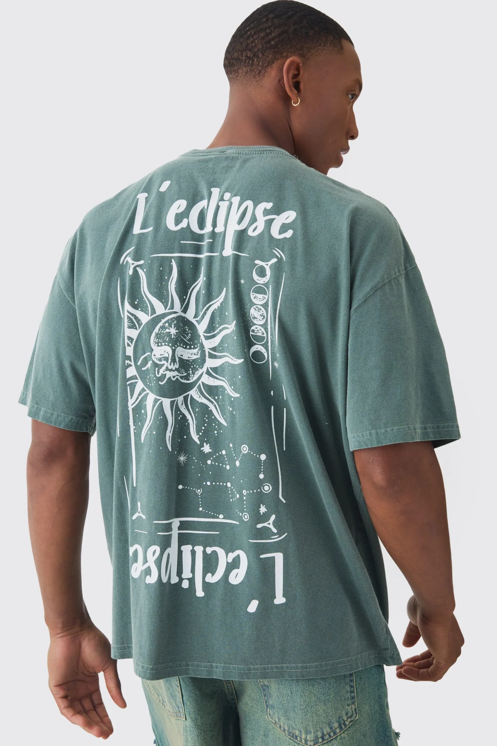 Oversized Washed L 'Eclipse Stencil Print T-shirt | BoohooMAN UK