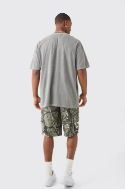 Oversized Washed Lip Graphic T-shirt | BoohooMAN UK