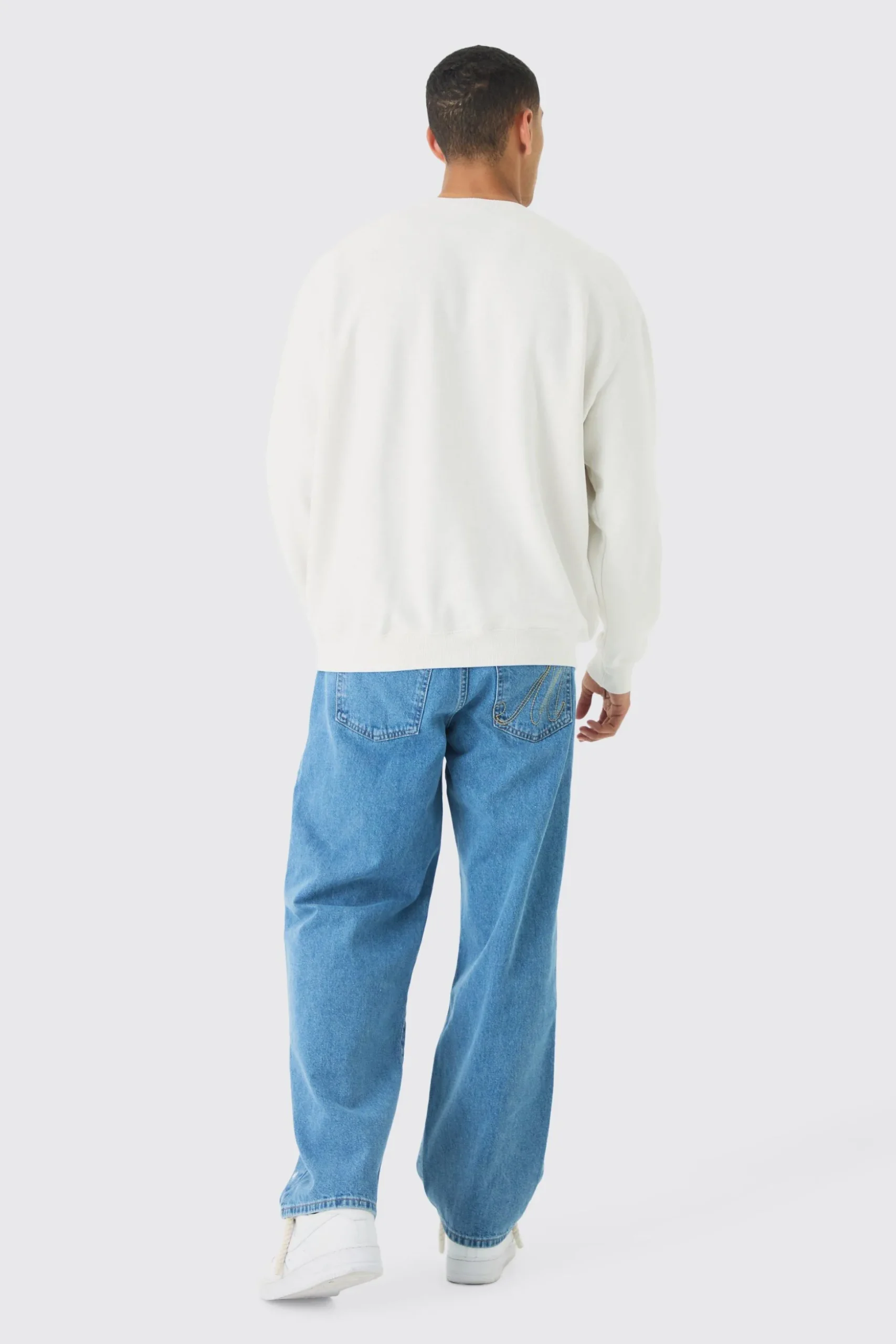 Oversized Washed Sweatshirt | BoohooMAN UK