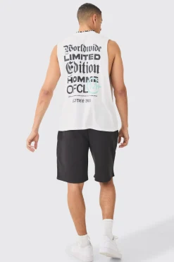 Oversized Worldwide Crotch Print Short | BoohooMAN UK