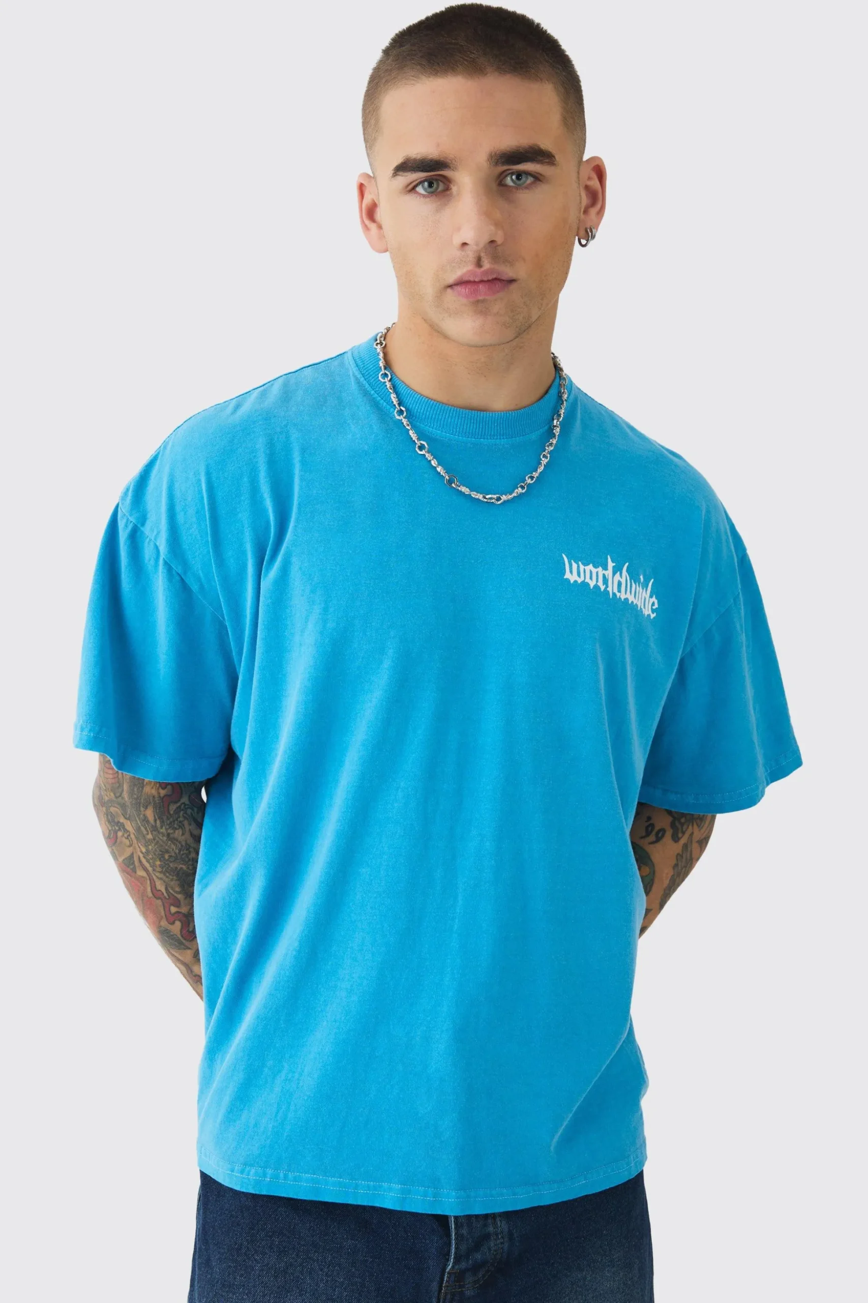 Oversized Worldwide Gothic Print T-shirt | BoohooMAN UK