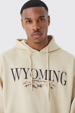 Oversized Wyoming Mountain Graphic Hoodie | BoohooMAN UK