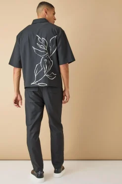 Paper Bag Waist Tapered Crop Pu Trouser | BoohooMAN UK