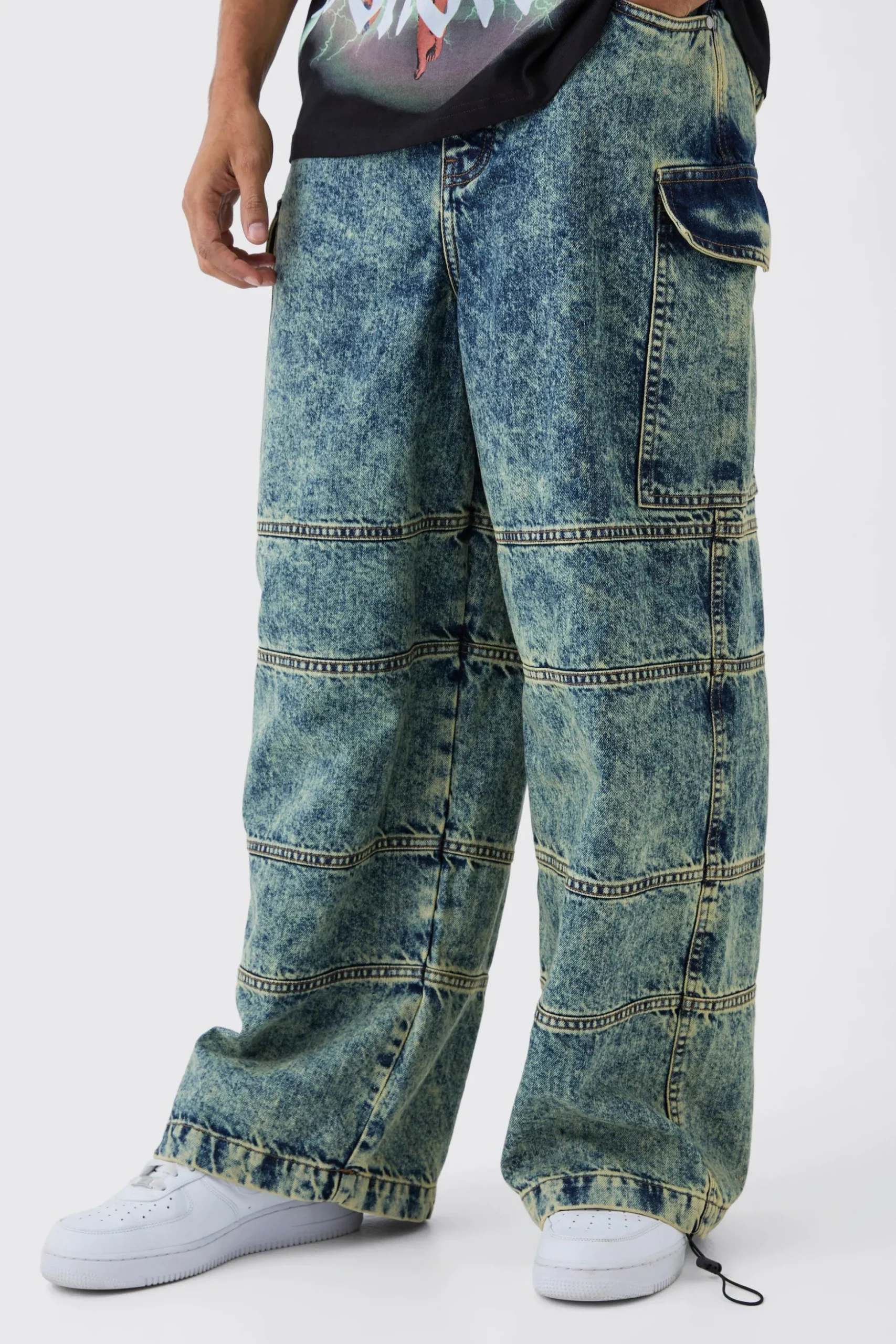 Parachute Rigid Vintage Wash Pocket Detail Jeans | BoohooMAN UK