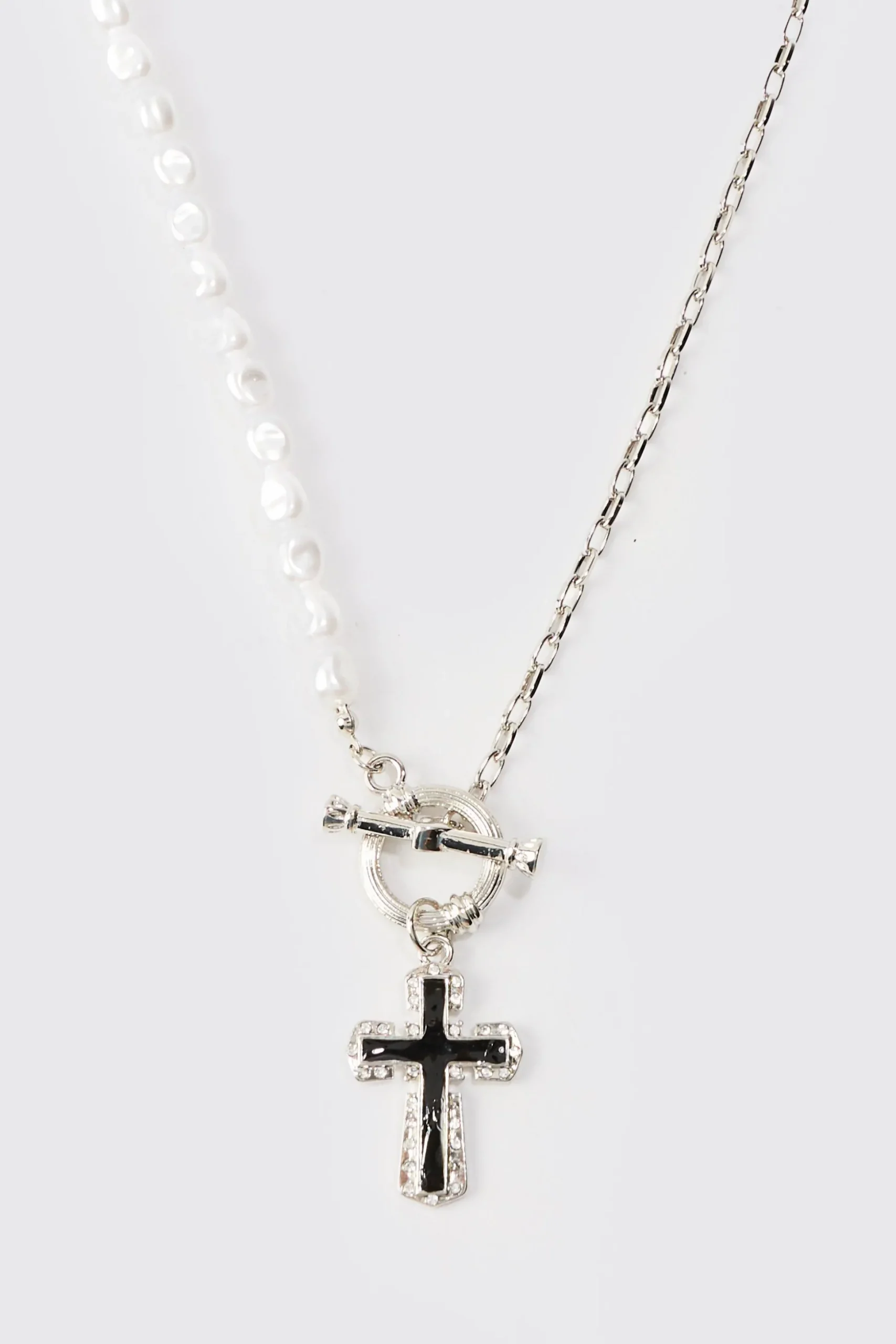 Pearl Cross Pendant Necklace In Silver | BoohooMAN UK