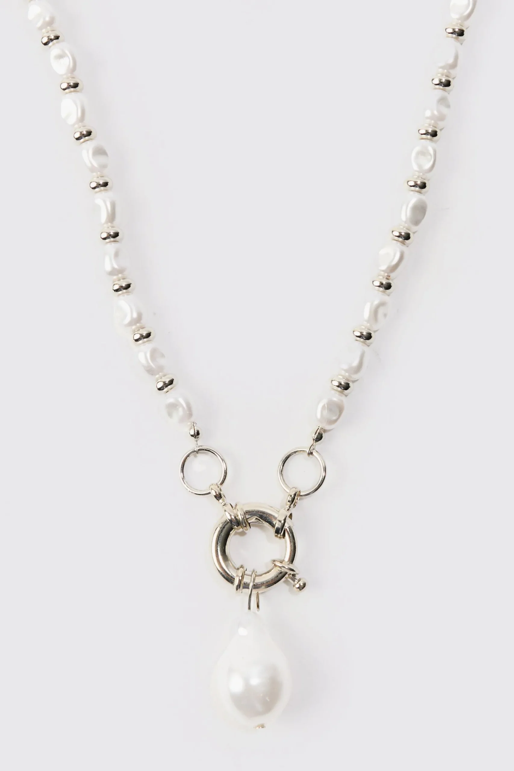 Pearl Pendant Necklace In Silver | BoohooMAN UK