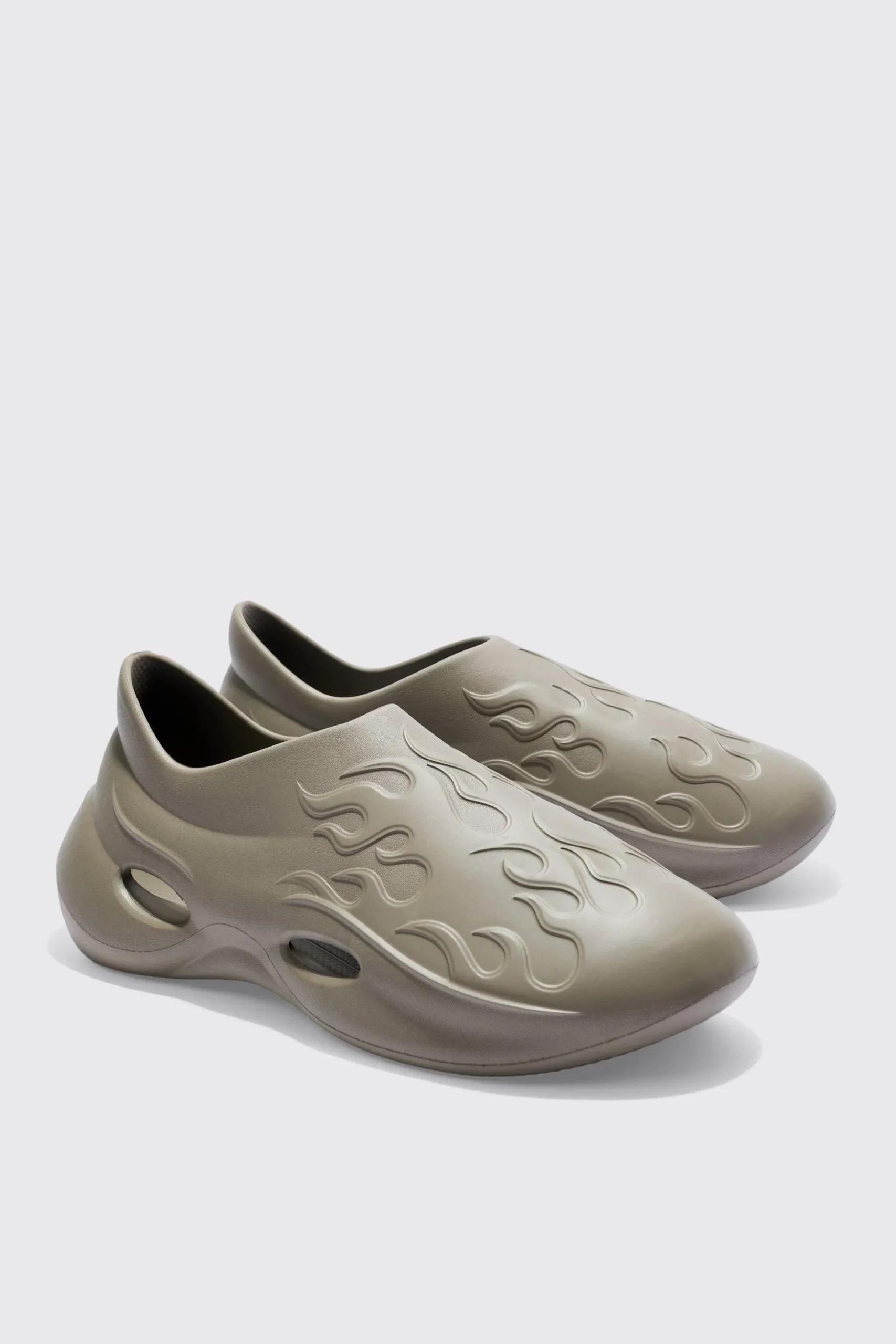 Perforated Flame Moulded Mule | BoohooMAN UK