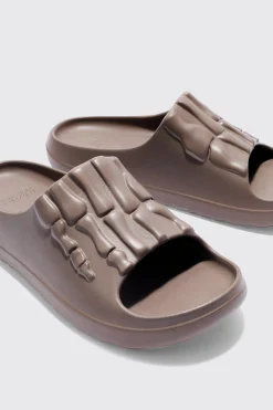 Perforated Skeleton Moulded Slider | BoohooMAN UK