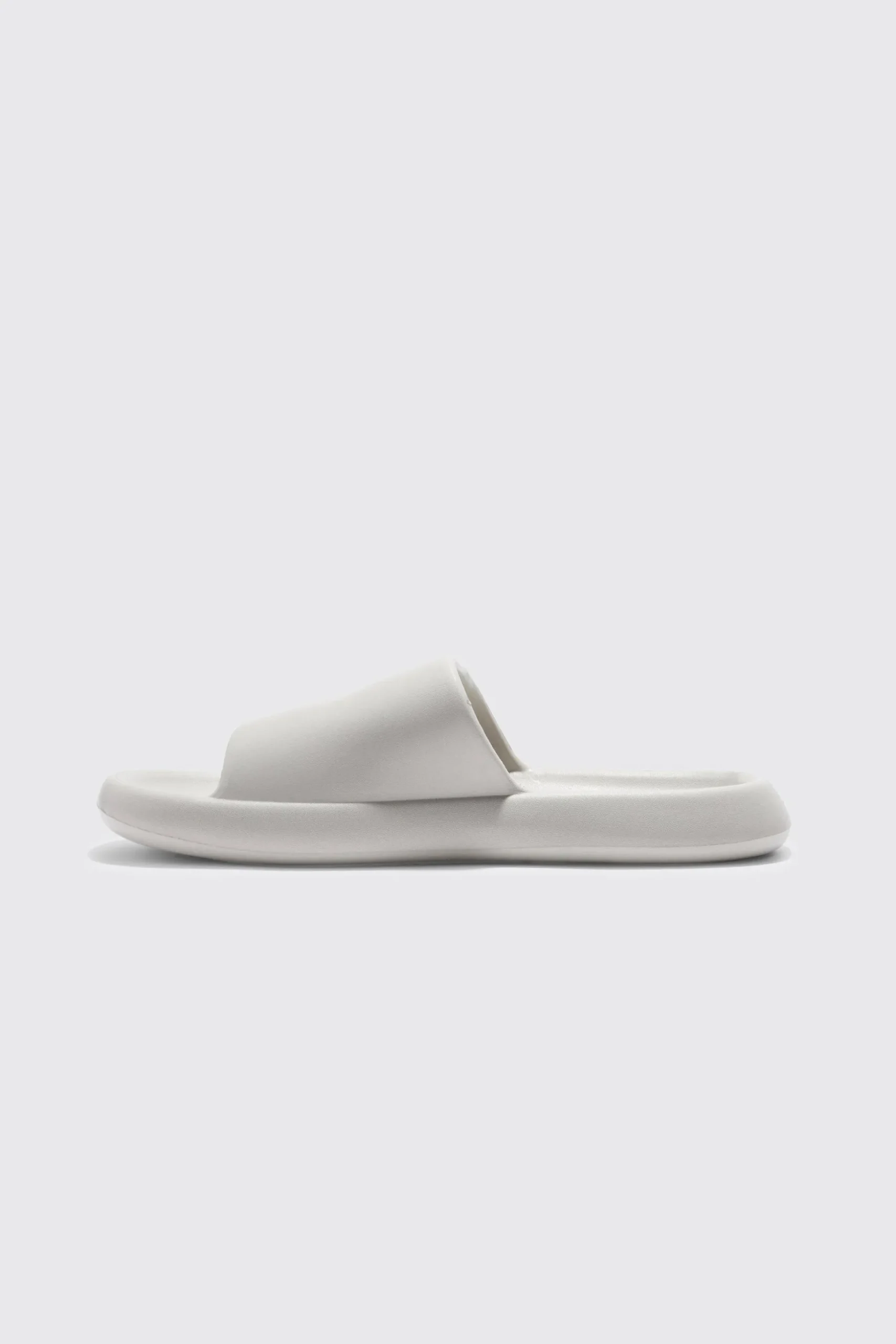 Plain Moulded Slider | BoohooMAN UK