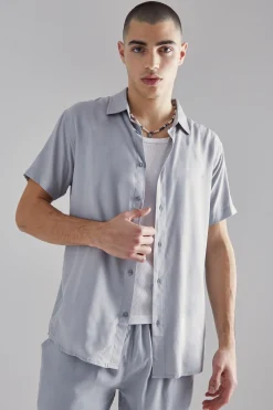 Plain Viscose Short Sleeve Shirt | BoohooMAN UK