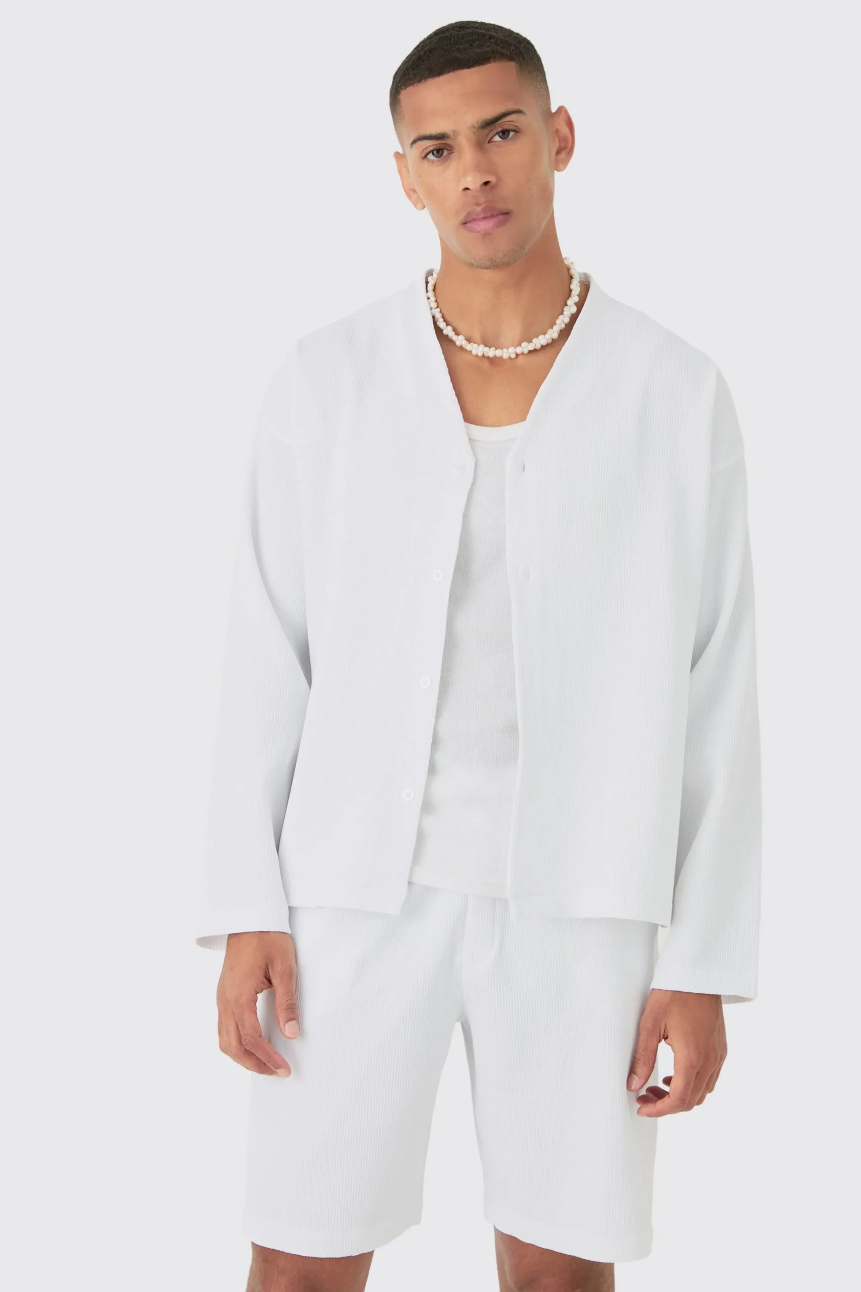 Pleated Longsleeve Collarless Boxy Shirt & Short Set | BoohooMAN UK