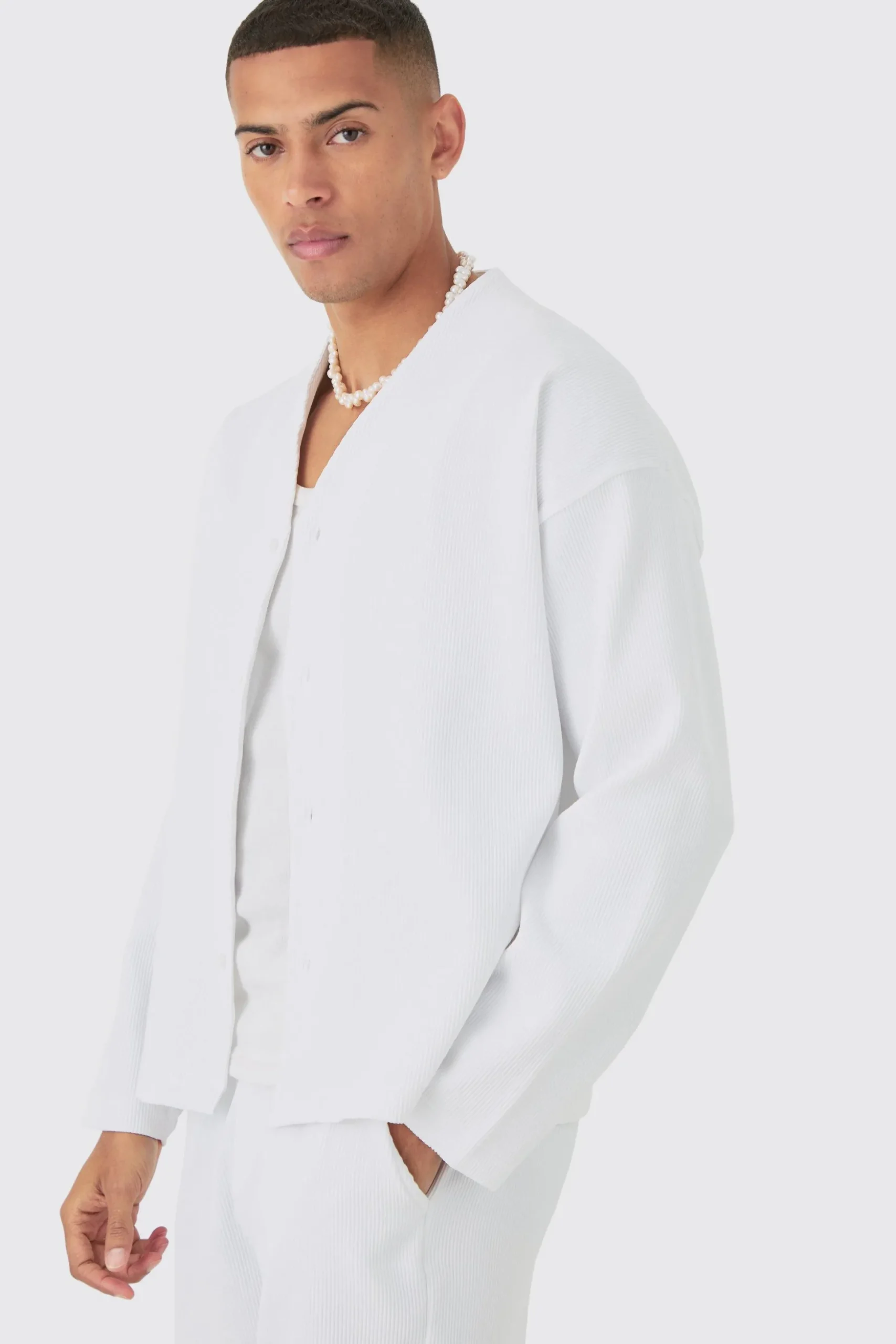 Pleated Longsleeve Collarless Boxy Shirt & Short Set | BoohooMAN UK