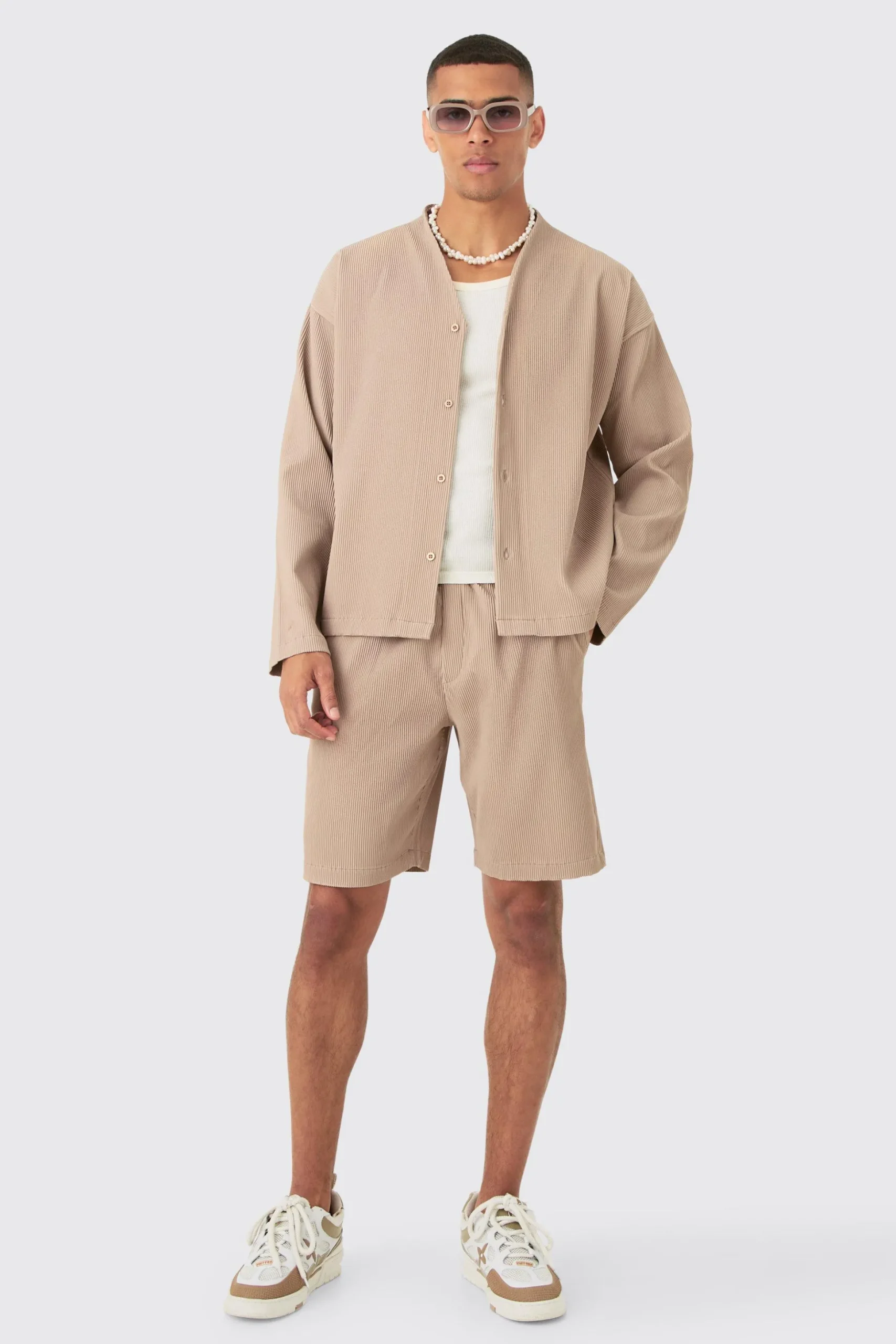 Pleated Longsleeve Collarless Boxy Shirt & Short Set | BoohooMAN UK