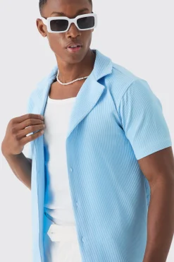 Pleated Muscle Fit Revere Shirt | BoohooMAN UK