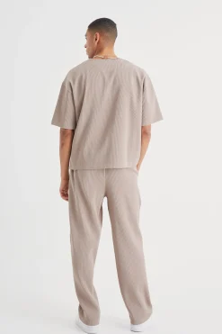 Pleated Oversized Boxy T-shirt & Trouser | BoohooMAN UK